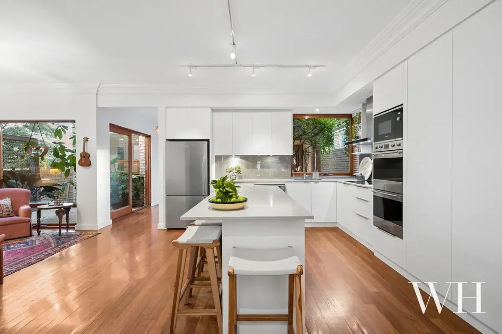 16B Hale Street, Beaconsfield, WA 6162