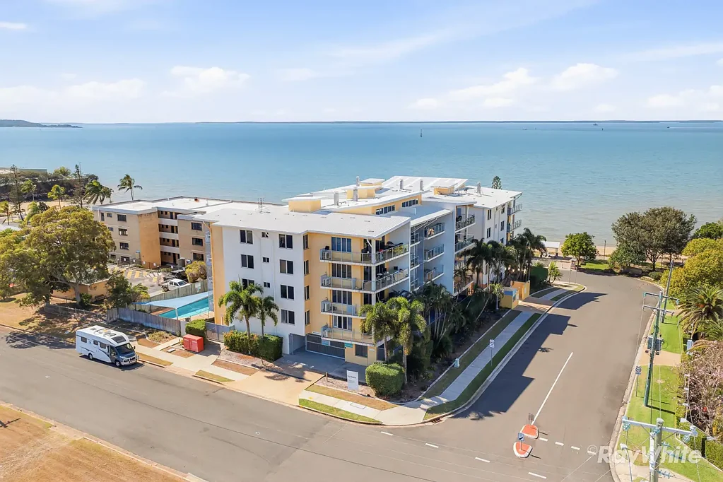 Barney Point 2Phòng ngủ Coastal Living Meets Secure Investment Opportunity!