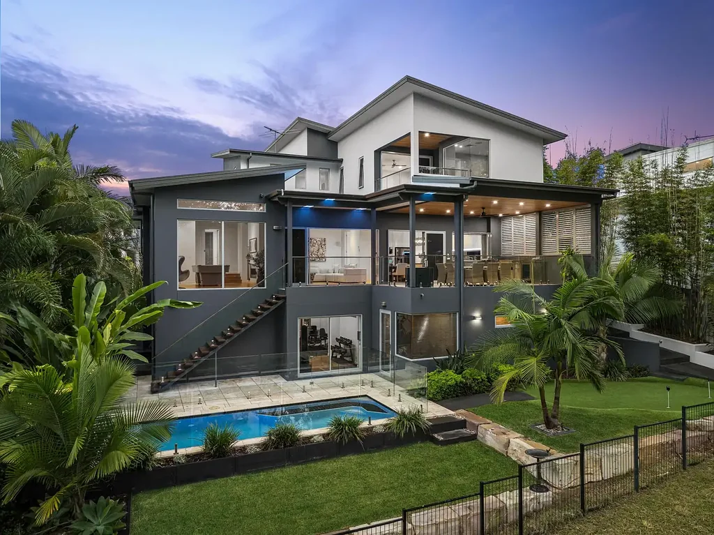 Brookwater 4બેડરૂમ WOW! Must see - Resort Style living on 13th Fairway!