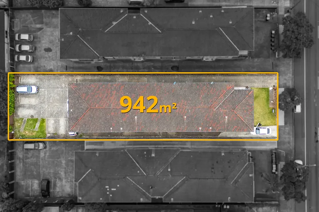 Belmore 18 Slaapkamer Rare Investment Opportunity! Entire 8-Unit Block for Sale