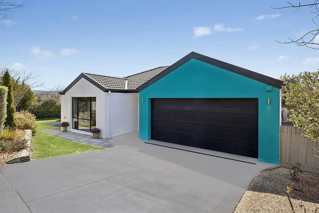 72 Sugarloaf Circle, Palmerston, ACT 2913