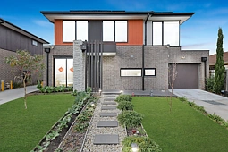6/11 Second Street, Clayton South
