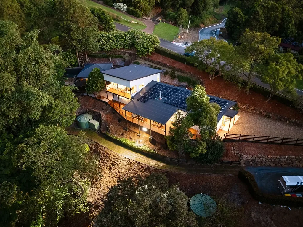 38 Sunray Drive, Bonogin, QLD 4213