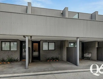 4/8 Service Street, Sunshine, Western Melbourne, 2 ਕਮਰੇ, 1 ਬਾਥਰੂਮ, Townhouse