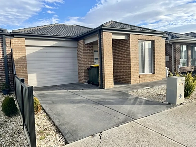13 Tarrion Rise, Craigieburn, VIC 3064, 3 chambres, 2 salles de bain, House