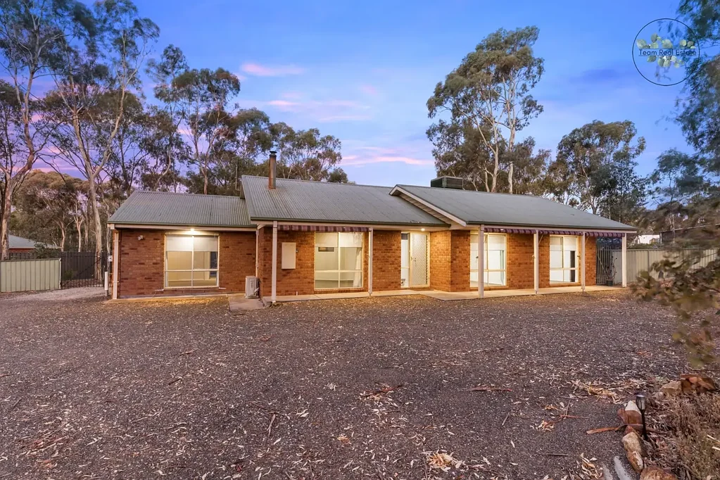 96 East Road, Huntly, VIC 3551