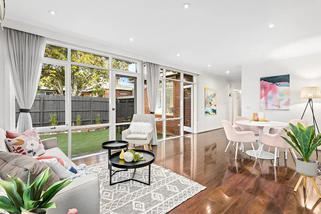 Stylish & Spacious Villa Living in a Prime St Kilda East Location