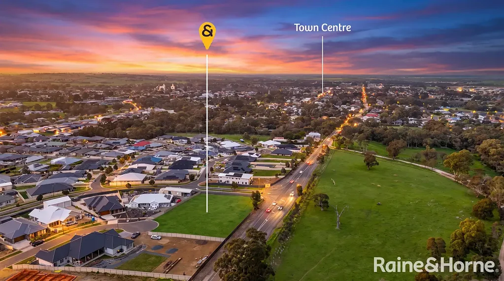 Strathalbyn The BIGGEST allotment in "Pipers Crest"