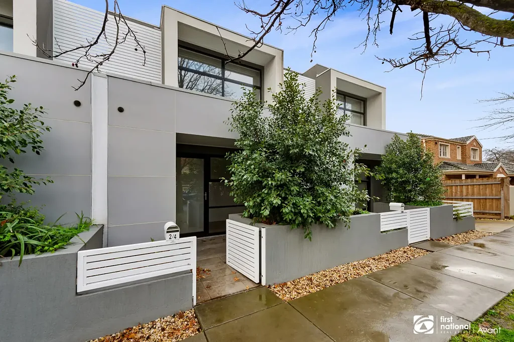 Balwyn North 3chambre Stylish Townhouse Living in Balwyn North