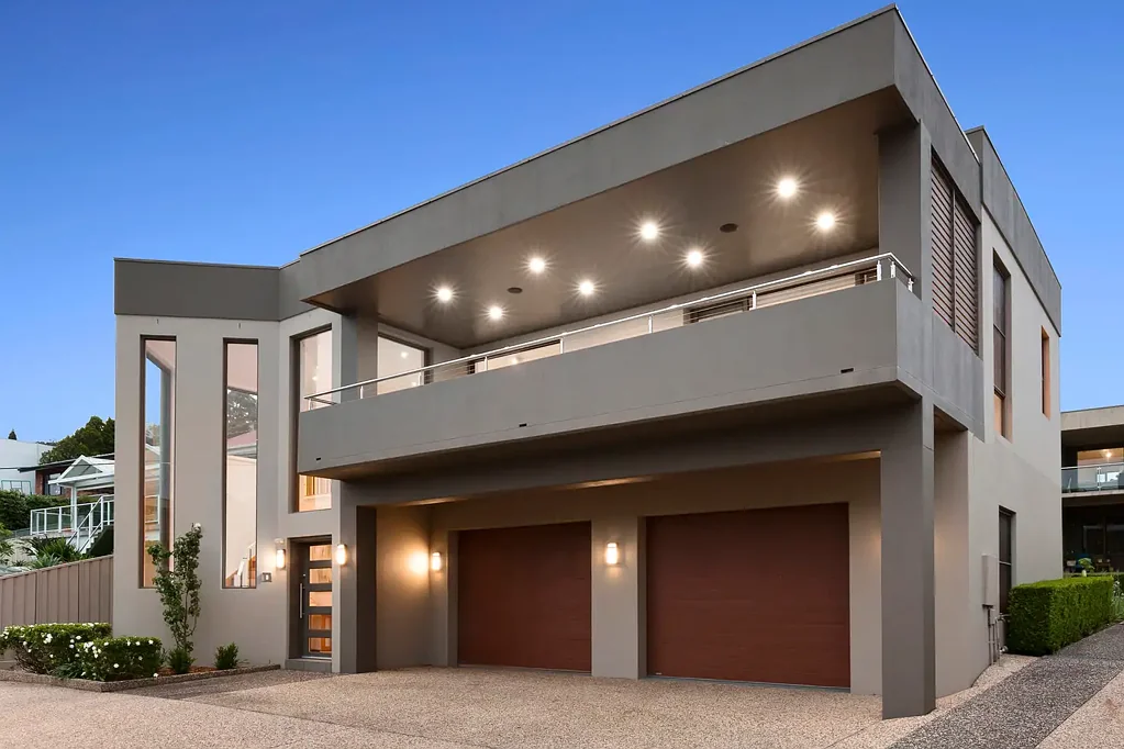 Speers Point 5房  Architectural Excellence Paired with Lakeside Opulence