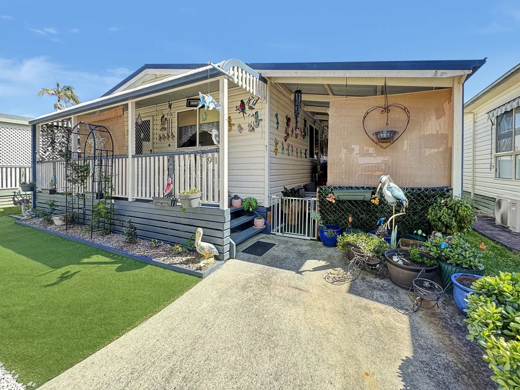 Dunbogan 3 Bedroom NEW PRICE: Charming Home in Serene Park
