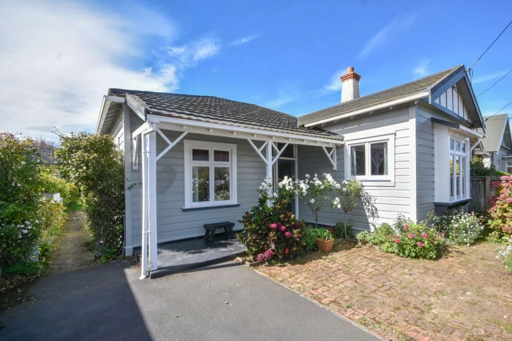 5 Nile Street, Saint Clair, Dunedin City