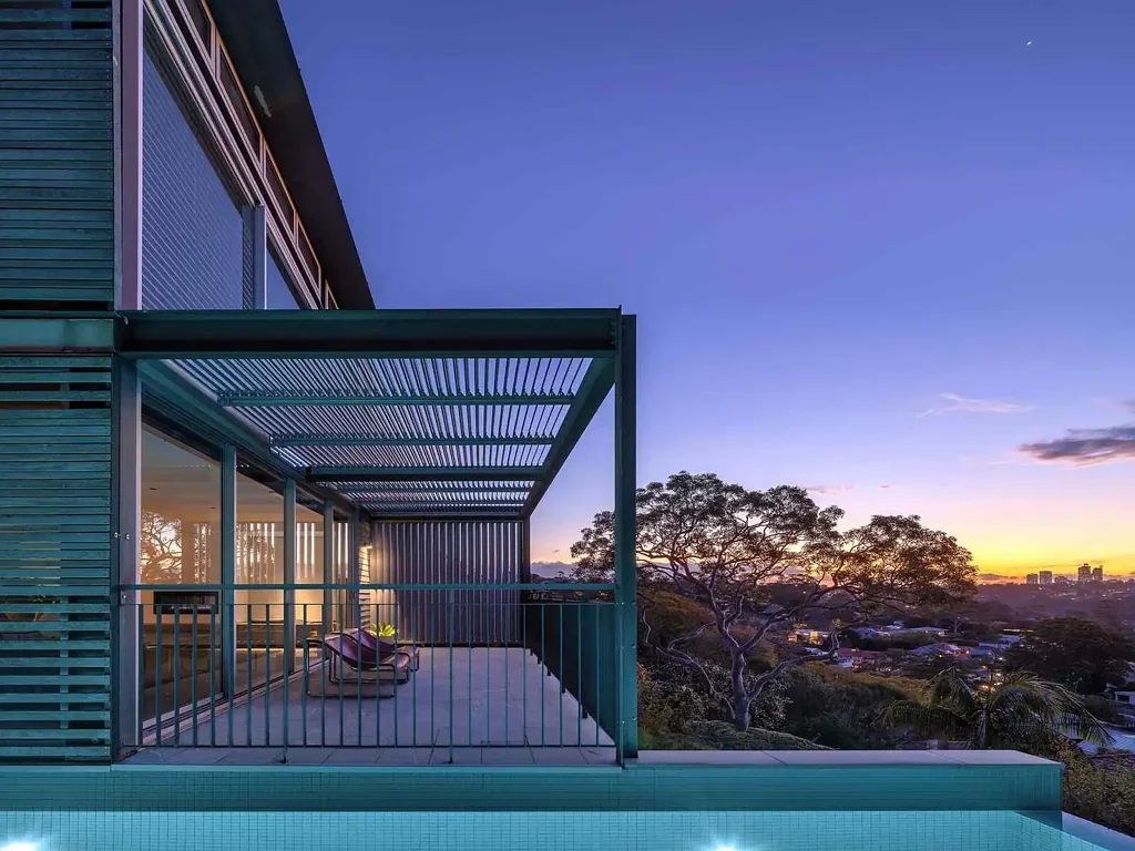 Northbridge 5 Bedroom Architectural Brilliance – A Sanctuary of Light & Timeless Design