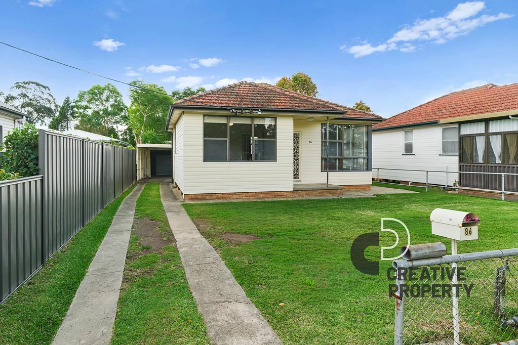 Elermore Vale 3 Bedroom The Great Australian Backyard Strikes Again