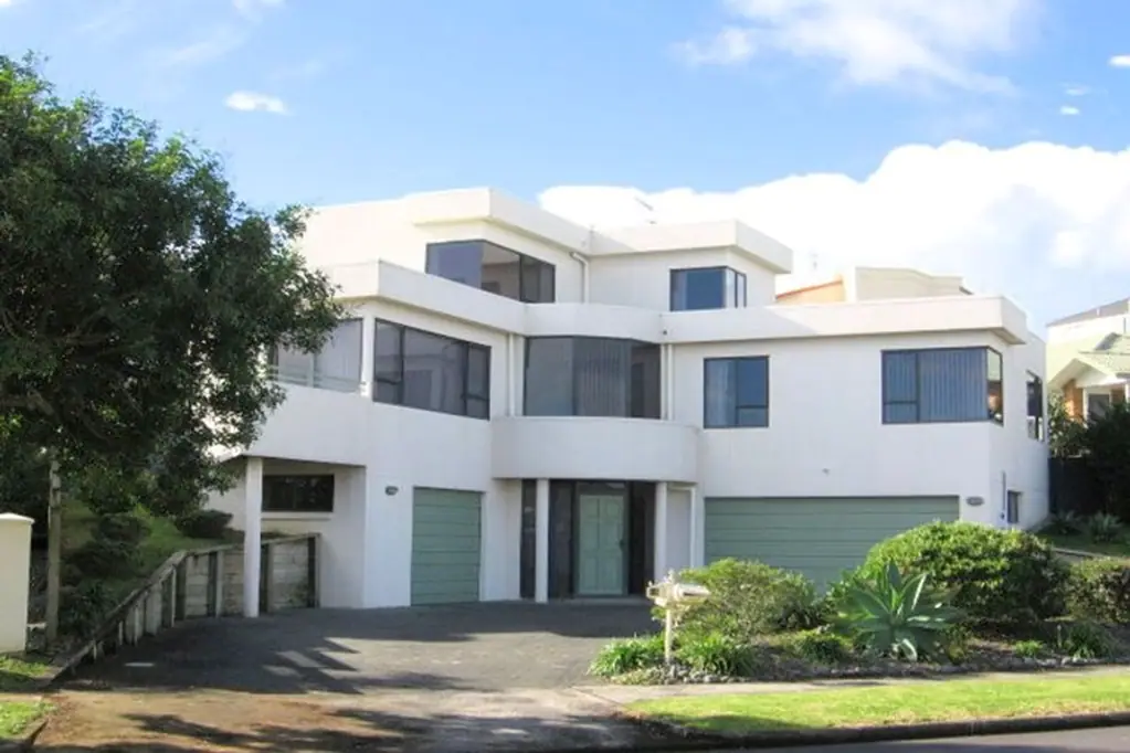 18 Lobelia Rise, Goodwood Heights, Auckland City, Auckland