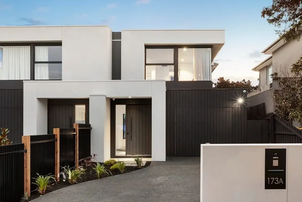 Luxury Family Living in the Heart of Caulfield | FLARE REAL ESTATE