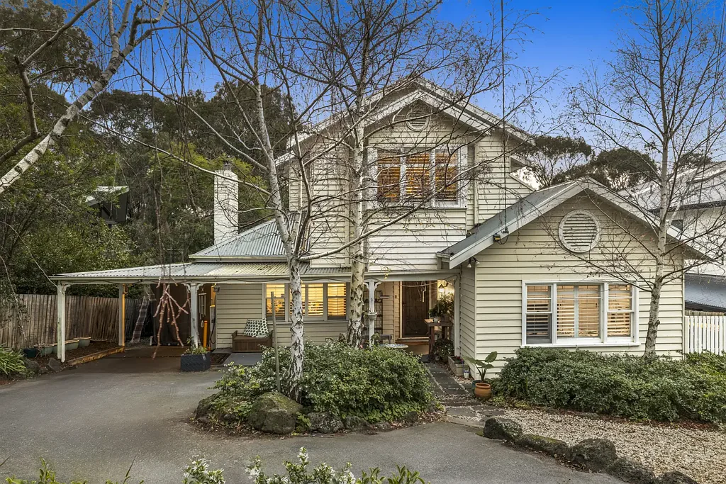 Mount Waverley 5部屋 Parkside bliss for families who covet leafy Mount Waverley living