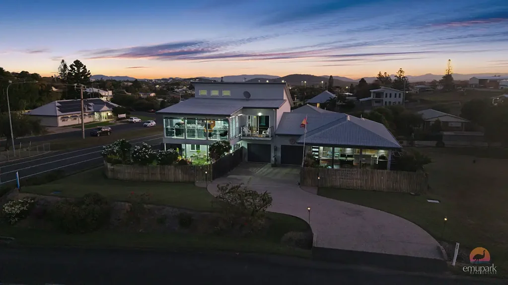 Emu Park 5房  Spectacular Ocean Views & Flexible Dual-Living Opportunity