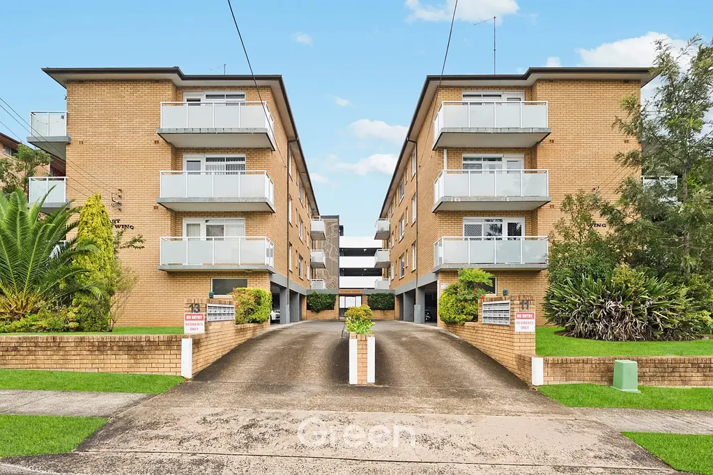 Perfectly Positioned One-Bedroom Apartment in the Heart of Eastwood