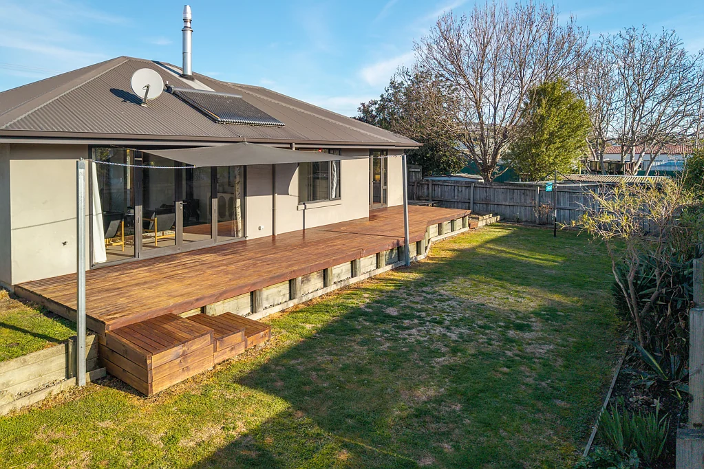 Brightwater 3침실 More than you expect –modern, double glazed gem
