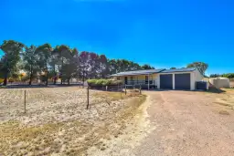 25 Horrocks Hwy, Stone Hut