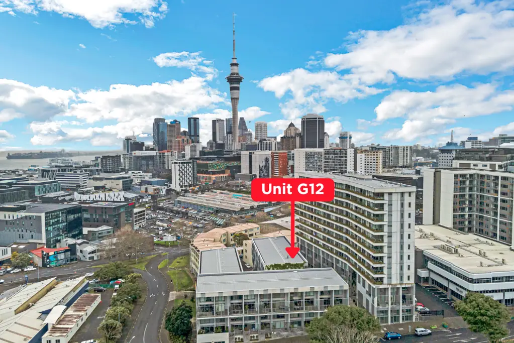 Auckland Central 2 Bedroom CBD Terraced Home + Basement Car Park