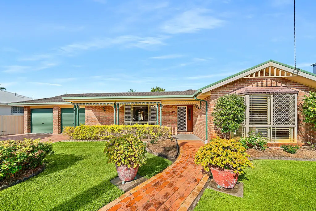 42 Picnic Parade, Ettalong Beach, NSW 2257