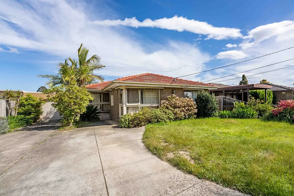 Warm Three-Bedroom Family Home