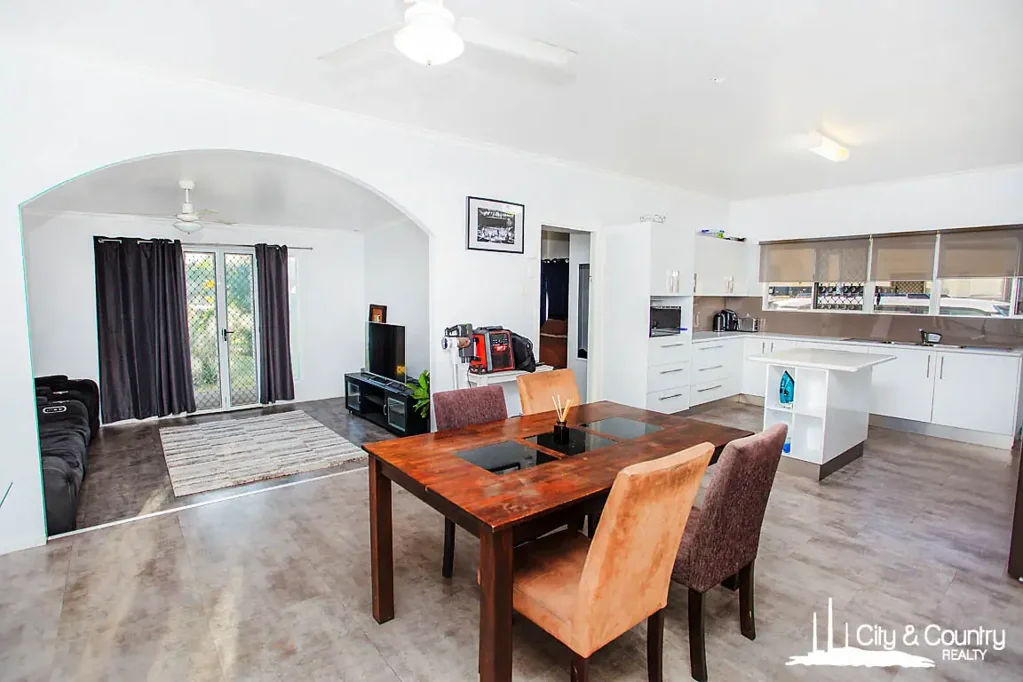 Mount Isa 3部屋 Butler Street Beauty – Ready to Serve Your Dreams!