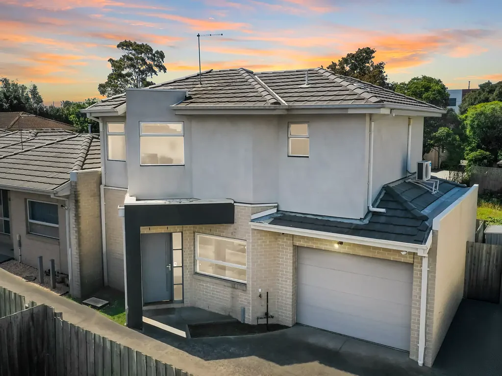 Noble Park 2 Slaapkamer Smart Design, Space & Low-Maintenance Living