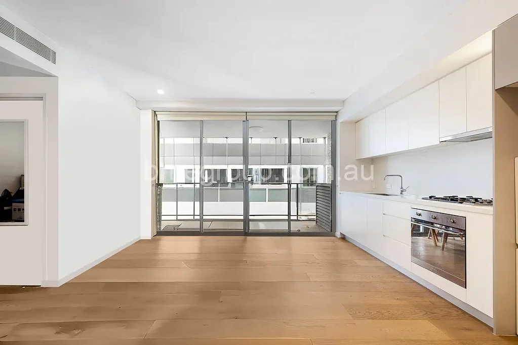 Arncliffe 1 Bedroom Northeast Facing | Timber Floor | Study Area | Entertainer's Balcony |Total Size 84 SQM
