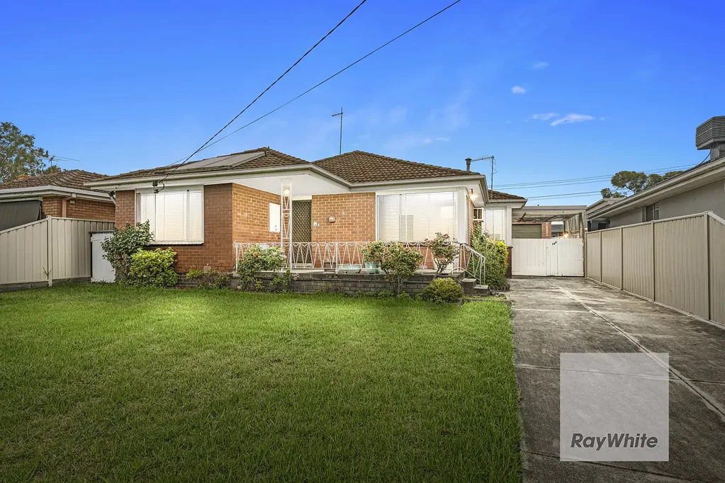 Timeless Charm with Space in Heart of Bundoora