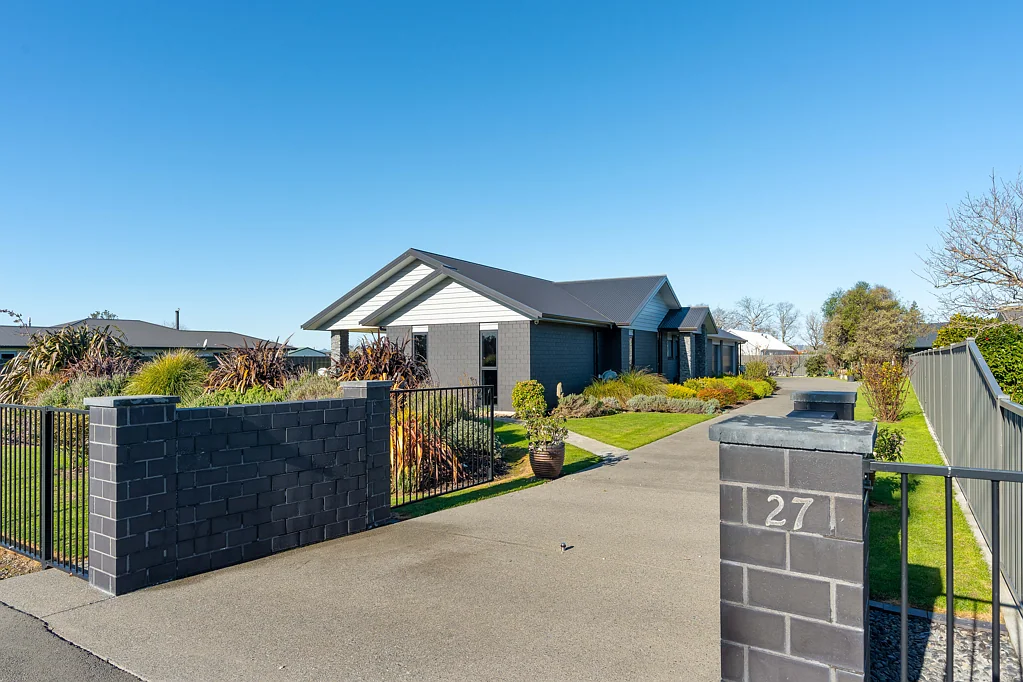 Upper Plain 4 Bedroom Luxury Living in Sought-After Westside Location