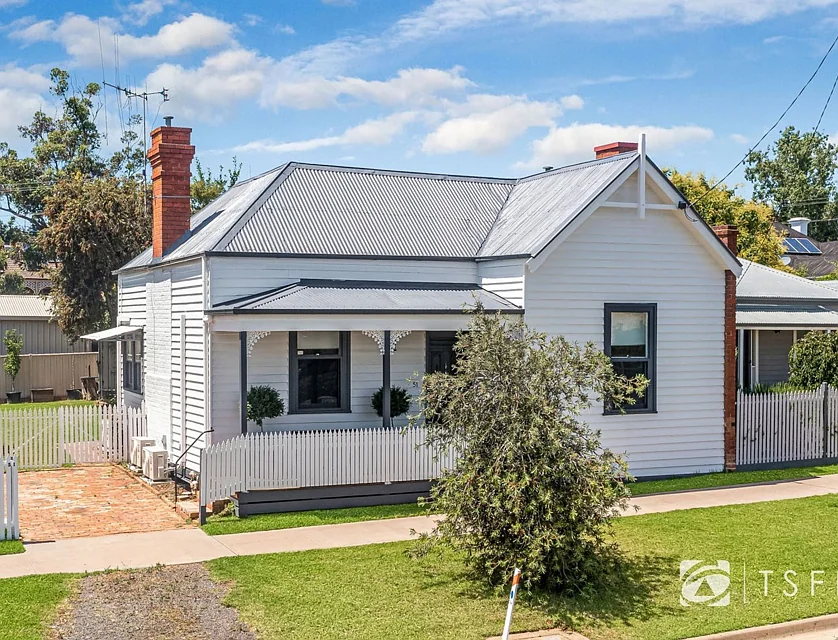 51 Gladstone Street, Quarry Hill, Bendigo, 2房, 1浴, House