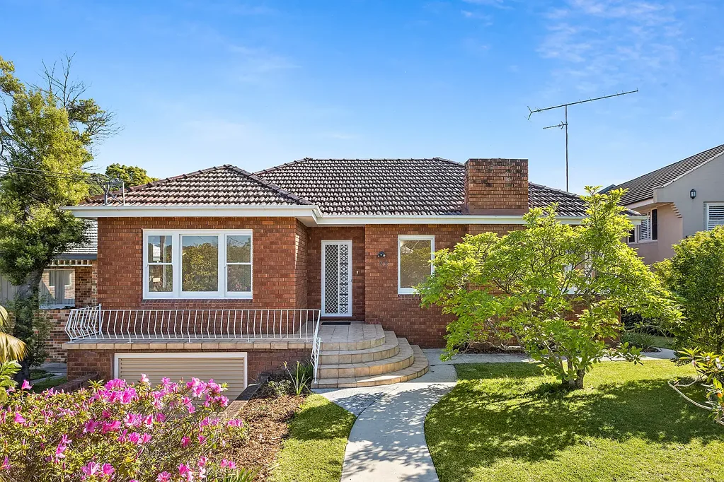 West Wollongong 3Kwarto Peaceful Cul-de-Sac Living with Escarpment Views & Self-Contained Studio
