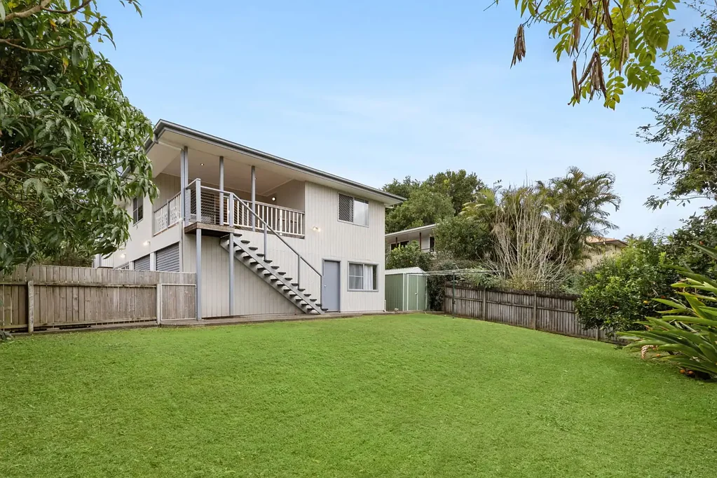 Palmwoods 4 Bedroom Charming Hideaway in Quiet Cul-de-Sac
