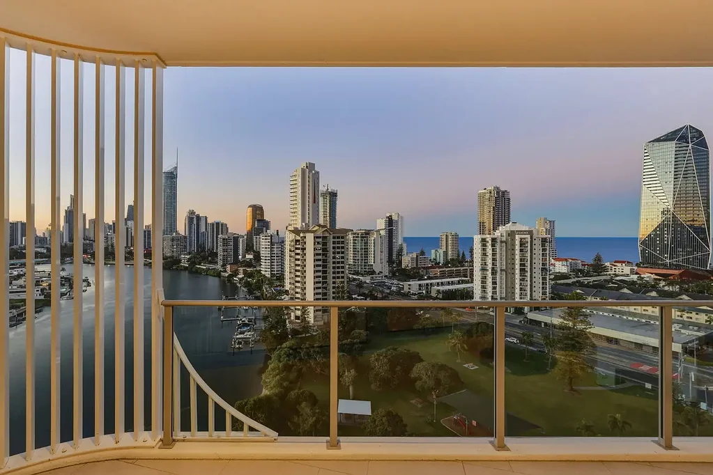 Surfers Paradise 3침실 A lifestyle beyond comparison - Experience elevated coastal living without compromise
