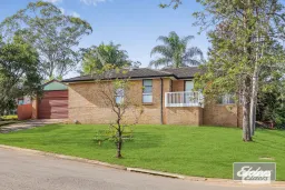 17 SCENIC CCT, Cranebrook