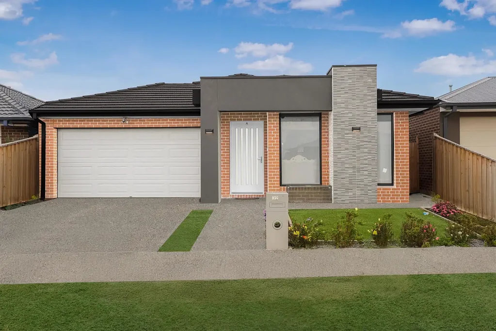 Wyndham Vale 4房  Flawless Family Living in a Class of Its Own!