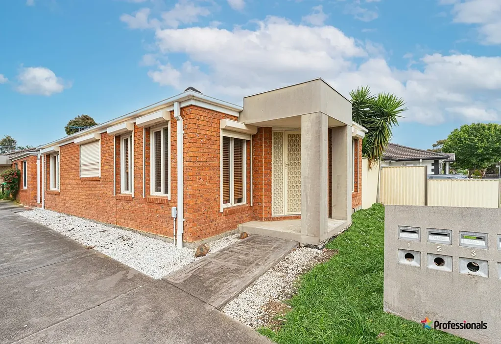 1/4-8 Mladen Court, Coolaroo, VIC 3048