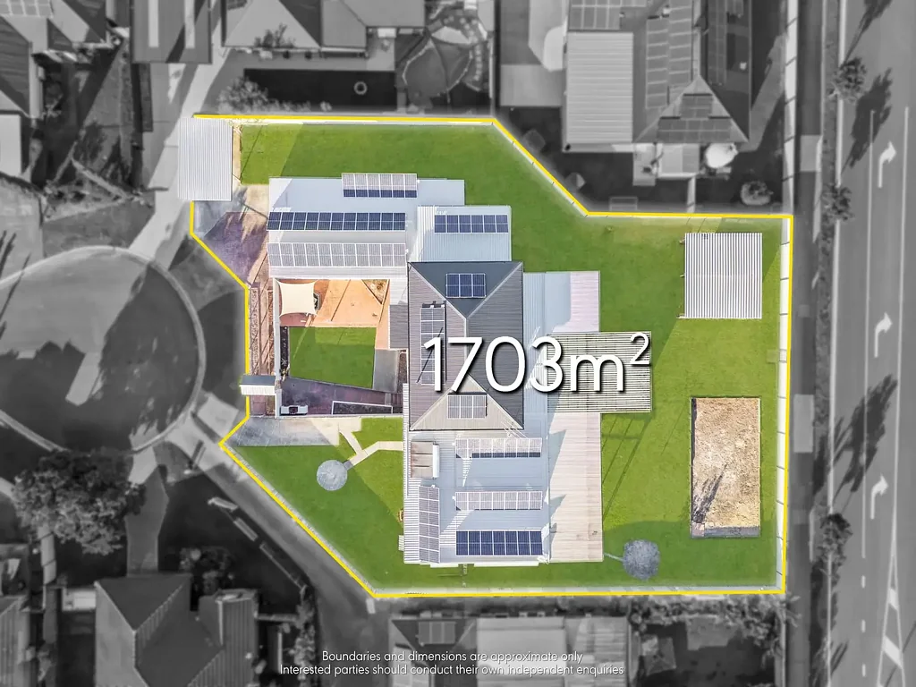 Crestmead 11ห้องนอน BIGGEST HOUSE YOU'VE EVER SEEN! PERIOD