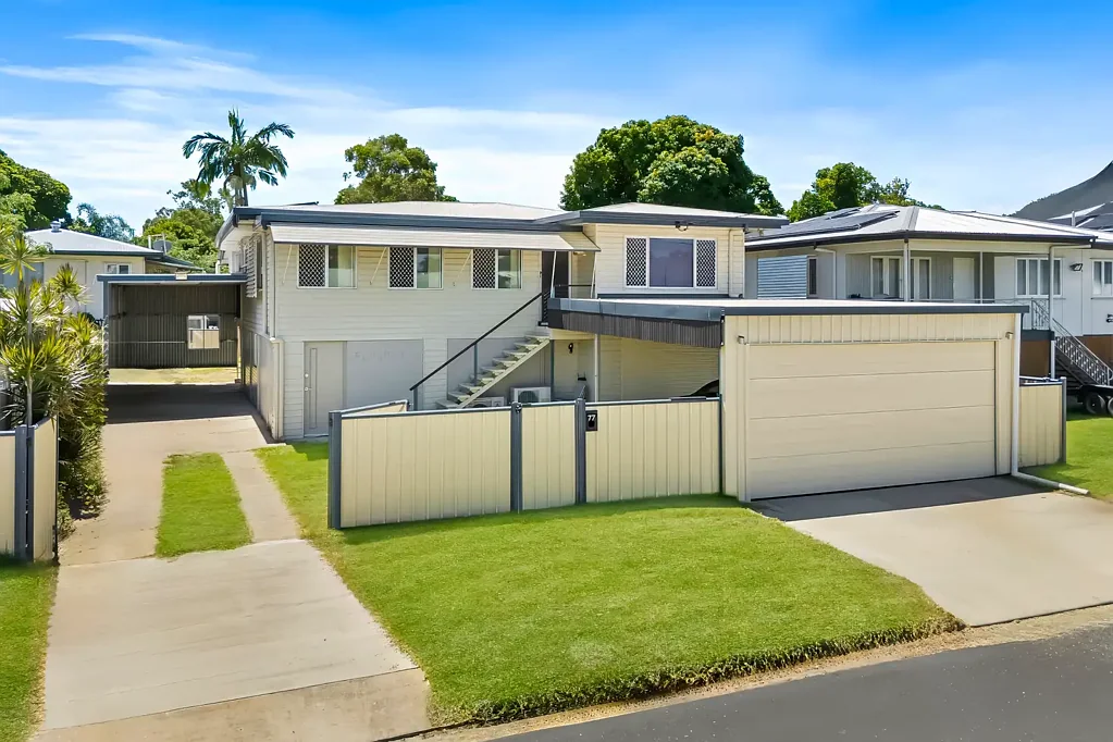 Berserker 3房  Practicality, Space & Convenience - Everything You Need in One Exceptional Home