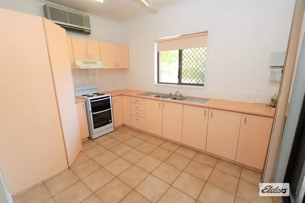 Ground Level Home - Katherine East
