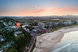 4/32 Powell Crescent, Coolangatta
