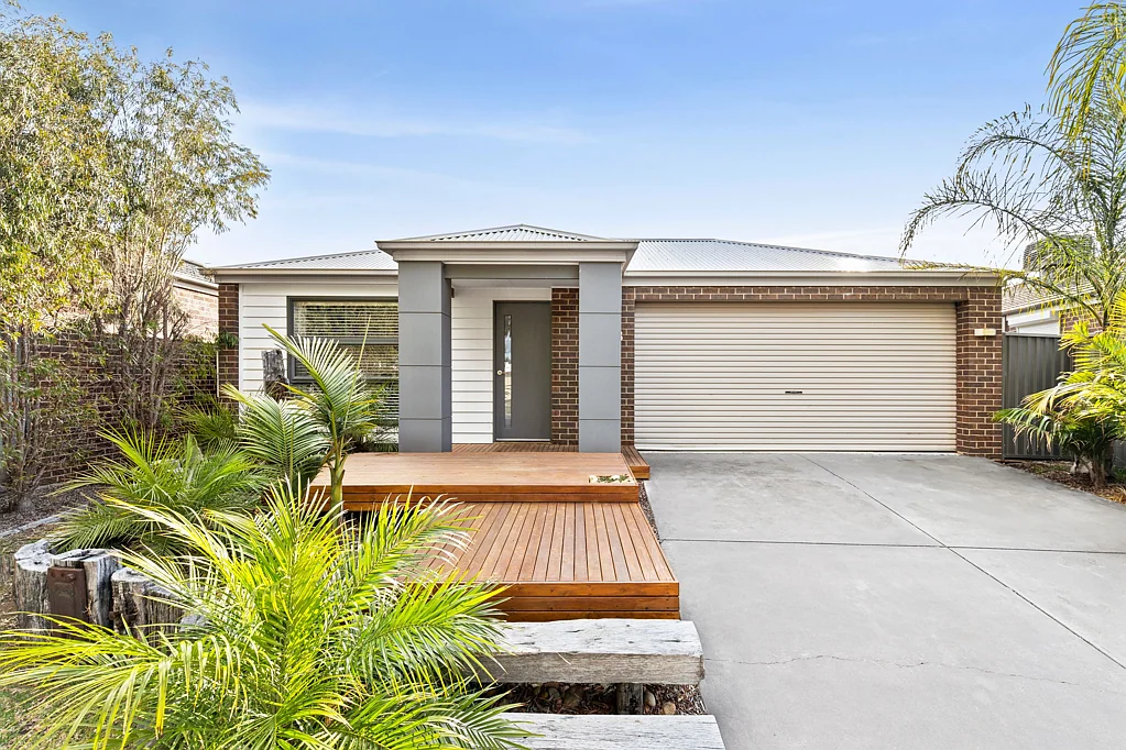 18 Bluebill Court, Lara, VIC 3212