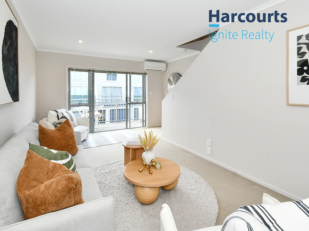 Papatoetoe 2Moenga The Heart of Papatoetoe for only $499,000