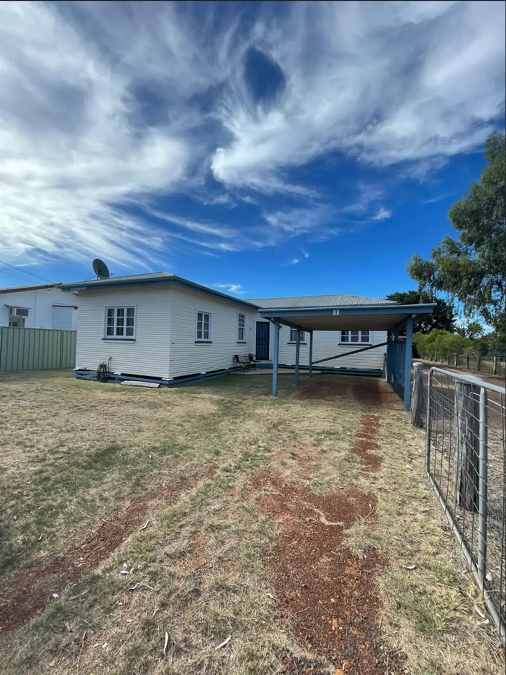 Charming 3-Bedroom Furnished Unit in Quiet Location