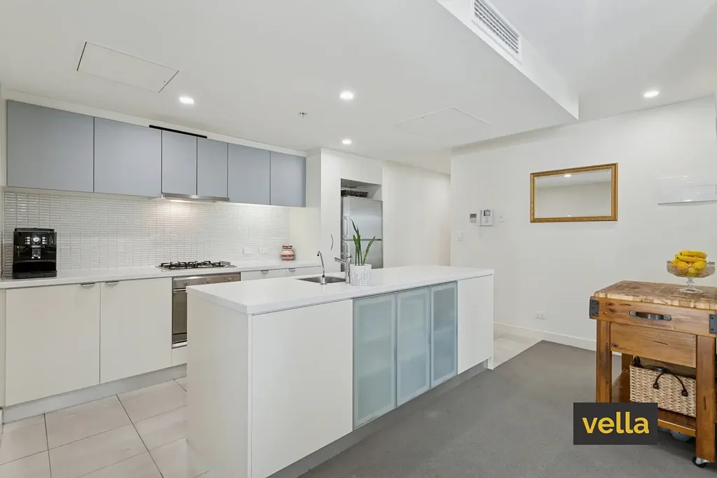 Glenelg 2 Bedroom Wake Up to Ocean Breezes Every Day - Stunning Glenelg Apartment!