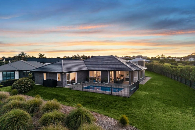 7 Old Orchard Lane, Waiau Pa, Franklin