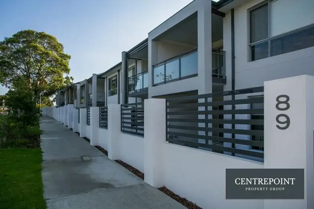 Contemporary 1 Bedroom 1 Bathroom Apartment with Private Courtyard & Secure Parking